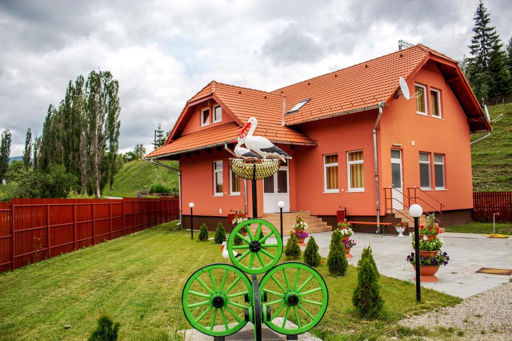 Bed and Breakfast Picnic Panzio Lunca de Sus Zewnętrze zdjęcie