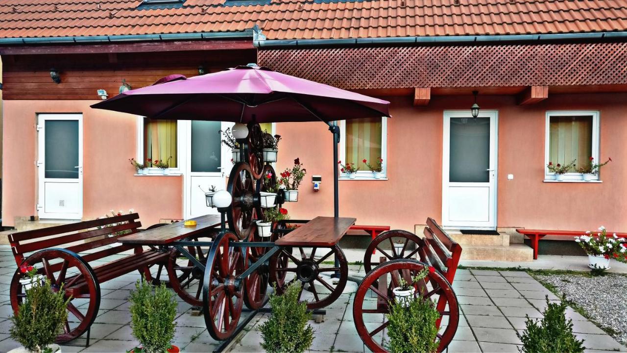 Bed and Breakfast Picnic Panzio Lunca de Sus Zewnętrze zdjęcie